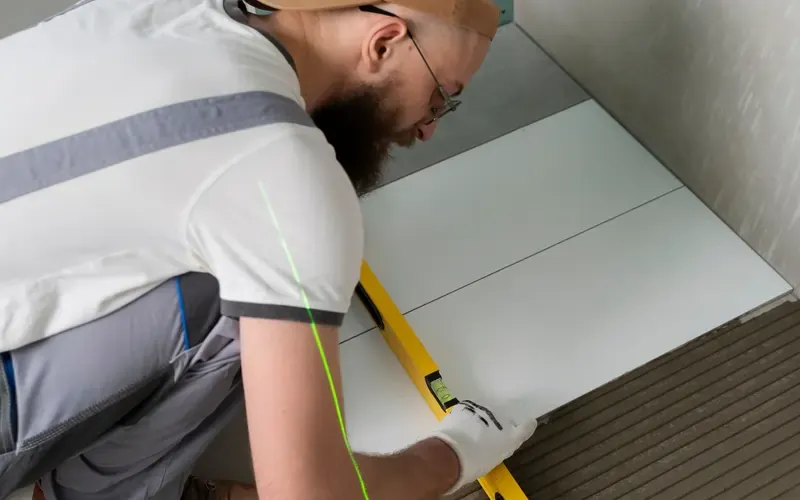 Fliesenarbeiten